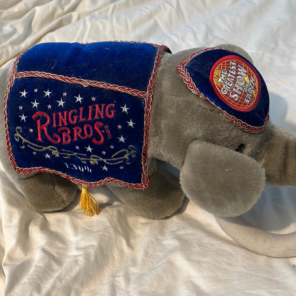 Barnum and Bailey elephant